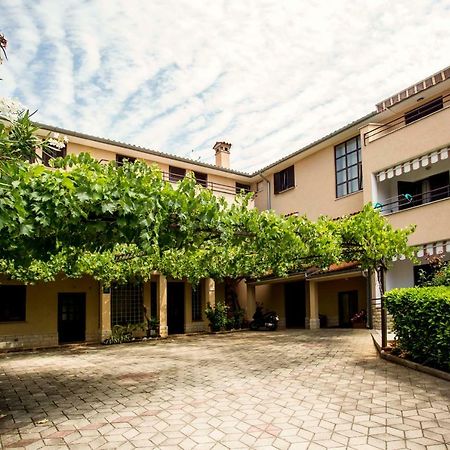 Apartment Matteo 罗维尼 外观 照片