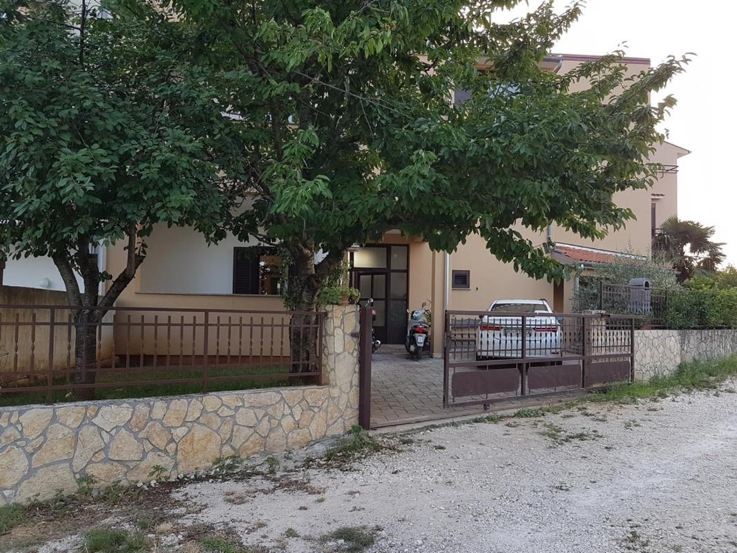 Apartment Matteo 罗维尼 外观 照片