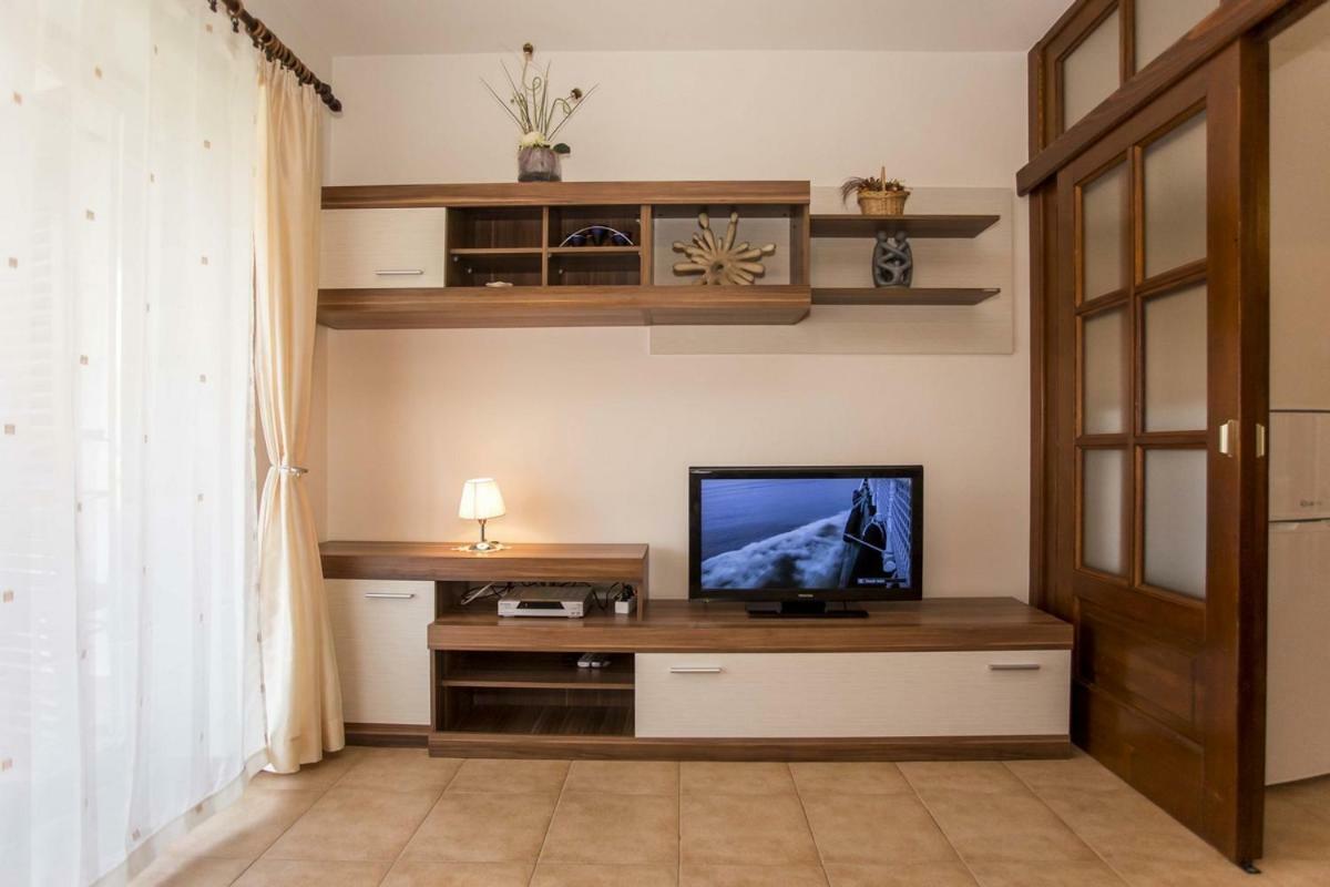 Apartment Matteo 罗维尼 外观 照片